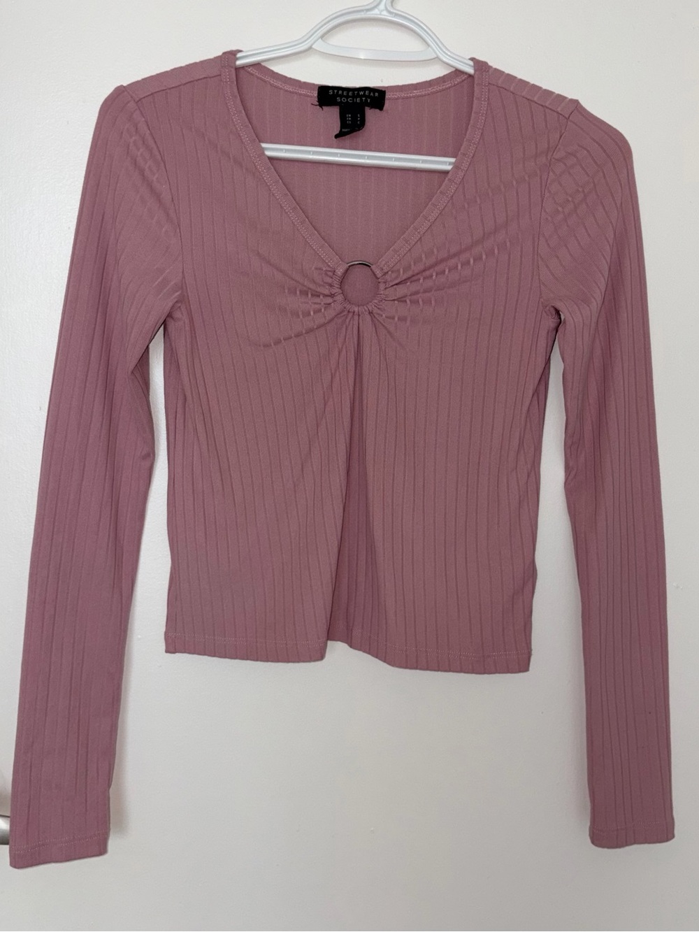 Streetwear Society Mauve Ring-Front Ribbed Long-Sleeve Top 💕